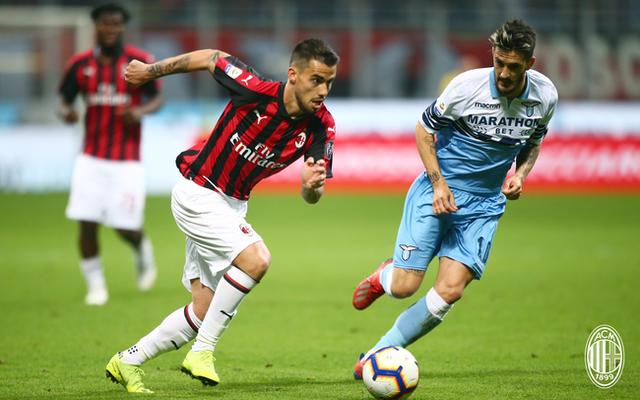  AC米兰主场力克拉齐奥，莱奥长途奔袭造乌龙送礼