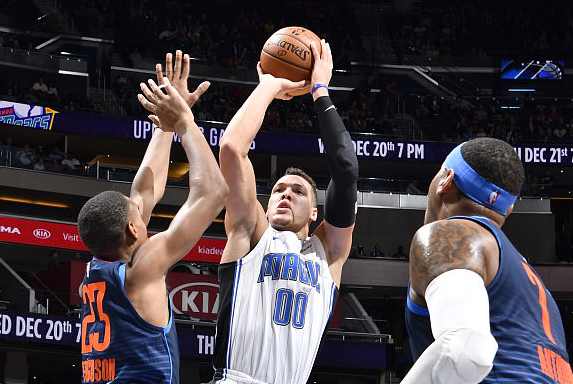  班凯罗持续高光魔术主场击败活塞结束尴尬连败纪录