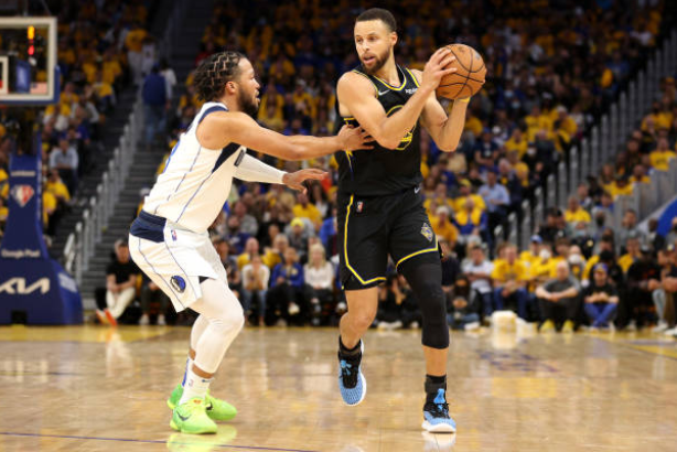  法兰克福防守固若金汤，零封对手延续不败神话